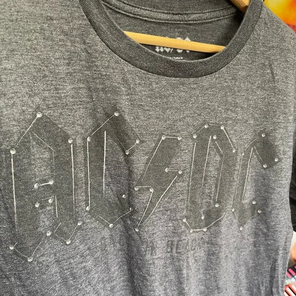 AC/DC Band Modern Graphic T-Shirt Grey Men’s Sz Medium - Picture 2 of 4